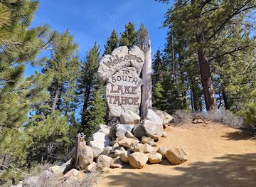 nevada/lake-tahoe-basin/attraction/lake-tahoe-sign