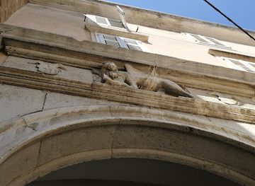 slovenia/portoroz/attraction/trg-bratstva