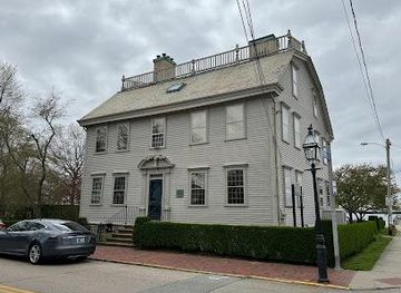 rhode-island/narragansett/attraction/hunter-house