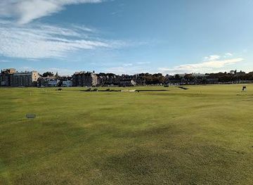 united-kingdom/dundee/attraction/st-andrews-ladies-putting-club