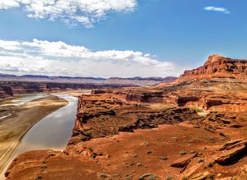 arizona/lake-powell/attraction/hite-overlook