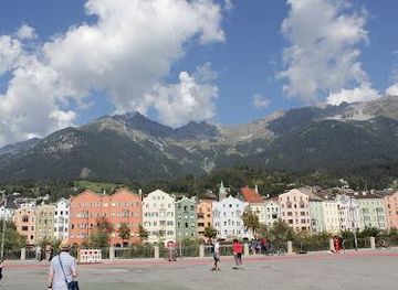 austria/innsbruck/attraction/marktplatz