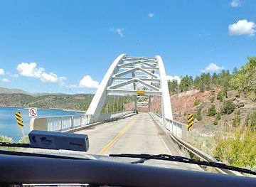utah/flaming-gorge-national-recreation-area/attraction/firefighters-memorial-campground