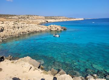 cyprus/makronissos-peninsula/attraction/cape-greco-bench