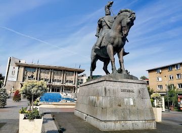 romania/hunedoara/attraction/statue-of-decebal