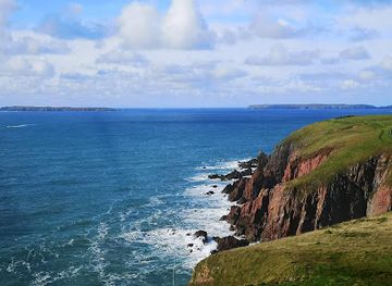 united-kingdom/pembrokeshire/attraction/st-ann-s-head-lighthouse