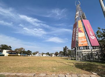 the-gambia/jokadu/attraction/independence-square