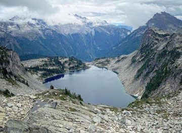 washington/mount-baker-snoqualmie-national-forest/attraction/hidden-lake-lookout