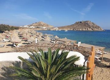 greece/mykonos/attraction/agia-anna-beach