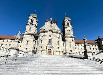 switzerland/eastern-switzerland/attraction/grand-tour-of-switzerland-photo-spot-einsiedeln-abbey