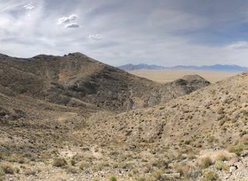 utah/great-basin/attraction/crystal-ball-cave