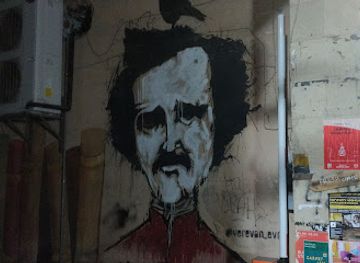 armenia/aparan/attraction/edgar-allan-poe-graffiti
