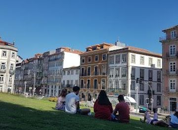 portugal/guimaraes/attraction/jardim-do-infante-dom-henrique