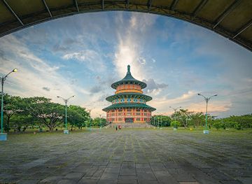 indonesia/east-java/attraction/pagoda-tian-ti