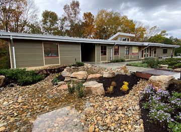 tennessee/clarksville/attraction/wade-bourne-nature-center