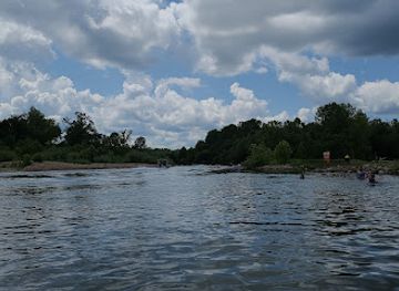 missouri/current-river/attraction/van-buren-riverfront-park