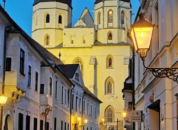 slovakia/trnava/attraction/arcibiskupsky-urad-budova-slachtickeho-konviktu