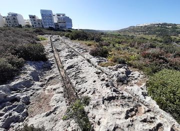 malta/mistra-bay/attraction/cart-ruts