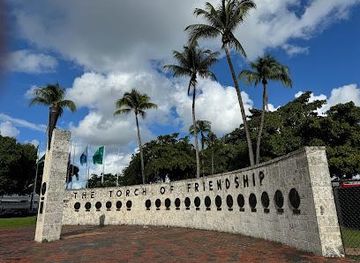 florida/fort-lauderdale/attraction/torch-of-friendship