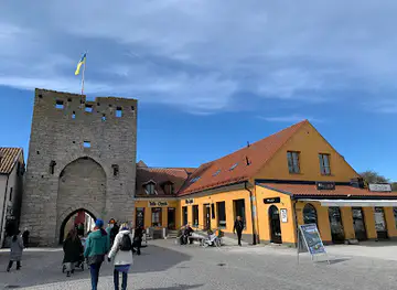(Eastern Gate)
