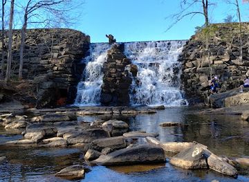 alabama/auburn/attraction/hidden-falls