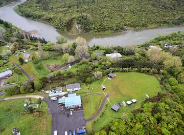 new-zealand/manawatu-wanganui/attraction/whanganui-river-adventures-pipiriki-campinground