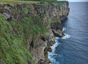 tonga/pangai/attraction/laku-fa-anga-cliffs