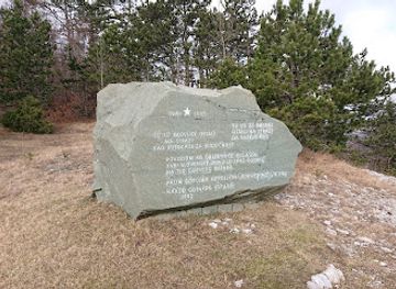 slovenia/littoral/attraction/18th-partisan-slovenian-division-ww2-memorial