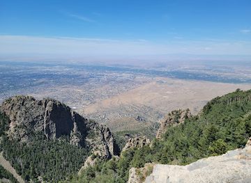 new-mexico/sandia-peak-tramway/attraction/sandia-peak-crest