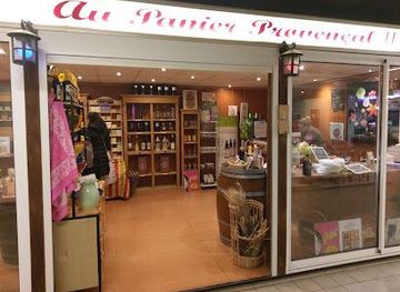 france/nimes/attraction/les-halles-d-avignon