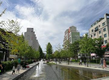 south-korea/suwon/attraction/gyeongui-line-forest-park