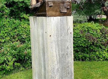 latvia/kuldiga/attraction/monument-to-georg-wilhelm-friedrich-hegel