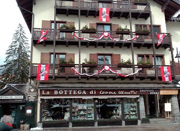 italy/madonna-di-campiglio/attraction/monumento-delle-guide-alpine