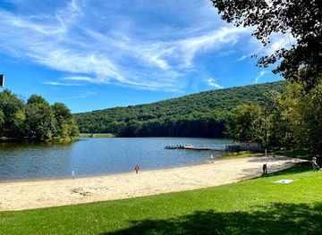 maryland/appalachian-plateau/attraction/cunningham-falls-state-park