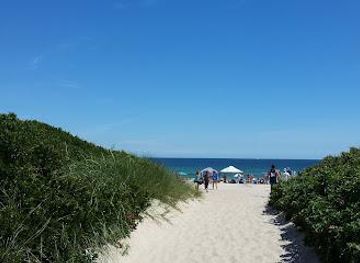 rhode-island/block-island/attraction/mansion-beach