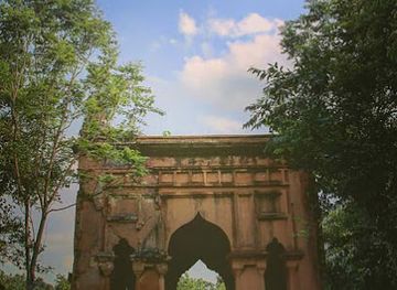 india/imphal/attraction/langthabal-konung