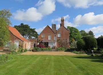 united-kingdom/southwold/attraction/the-red-house-aldeburgh