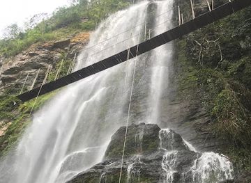ghana/wli-waterfalls/attraction/ote-waterfall