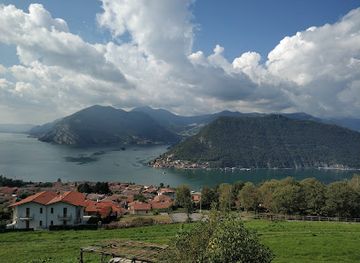 italy/lombardy/attraction/monte-isola