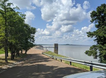 mississippi/grenada/attraction/grenada-lake