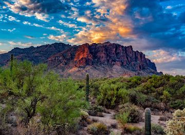 Superstition Mountain - Lost Dutchman Museum