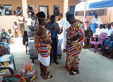 ghana/ga-adangbe/attraction/oxford-street-mall-osu