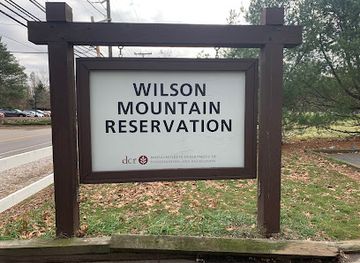 massachusetts/norfolk-county/attraction/wilson-mountain-reservation