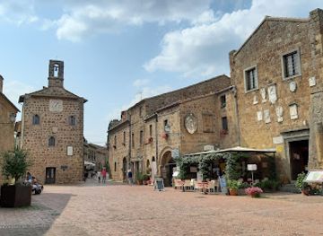 italy/maremma/attraction/pretorio-palace