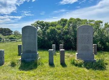 massachusetts/cape-cod/attraction/founder-s-cemetery