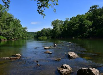 missouri/elephant-rocks-state-park/attraction/meramec-state-park