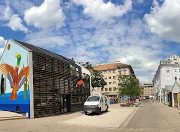 austria/vienna/hernals/attraction/murals-grafitti