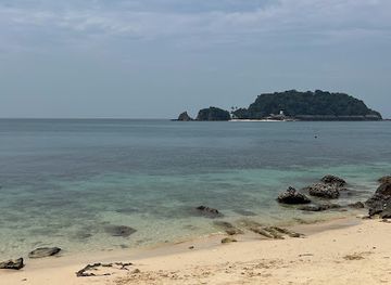malaysia/terengganu/attraction/carruoz-beach