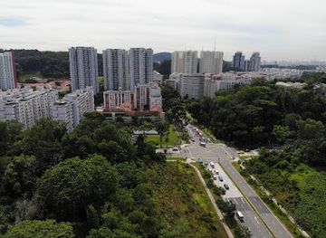singapore/bukit-batok/attraction/bukit-batok-hillside-park