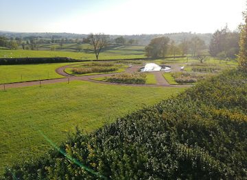 france/burgundy-vineyards/attraction/castle-of-dree